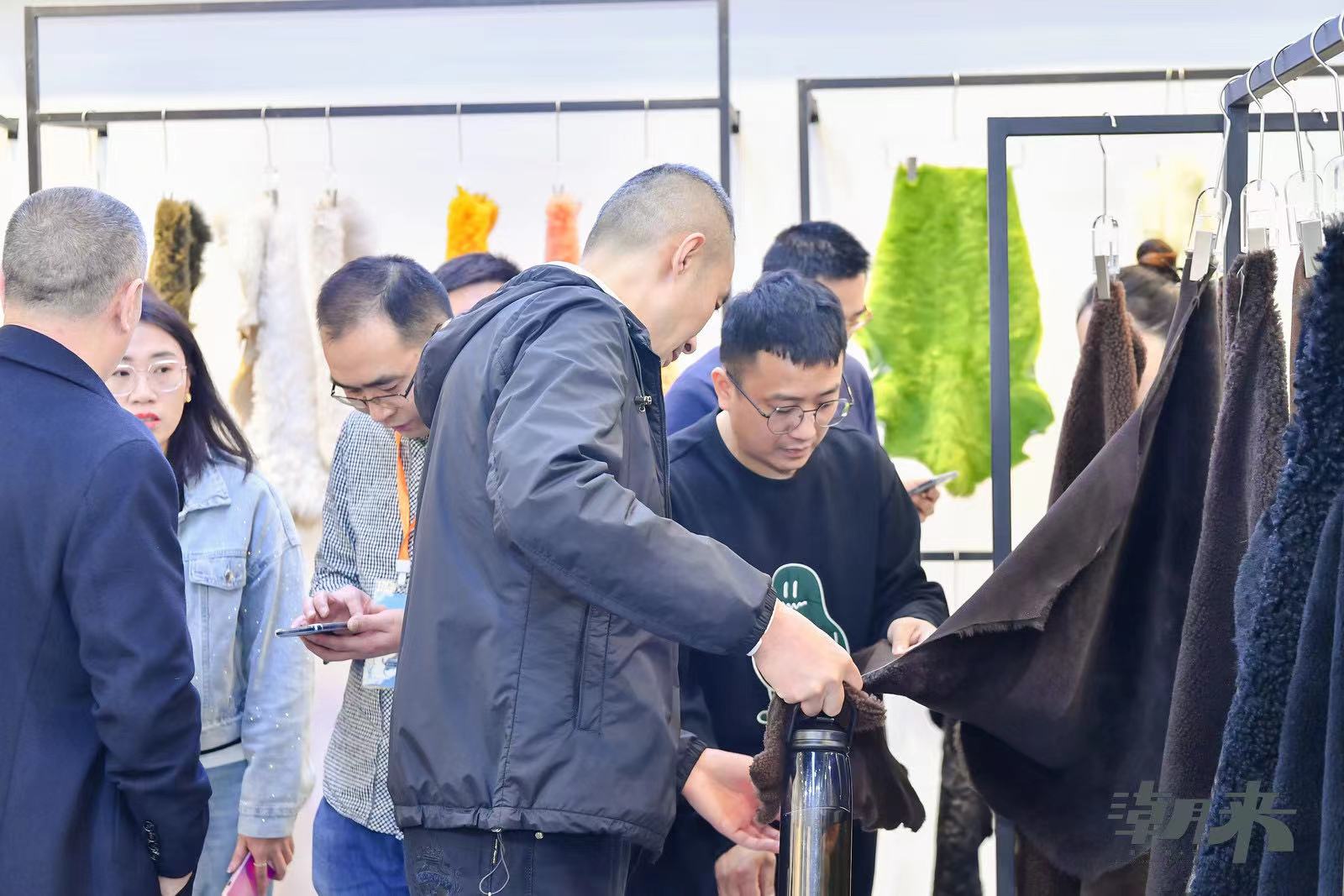 躍新永續(xù) 生態(tài)時尚--2023海寧中國國際皮革毛皮時裝面輔料展,匯聚可持續(xù)發(fā)展潮力量