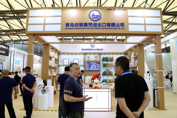 山東292家企業齊聚31屆華交會，青島家紡展團大放異彩