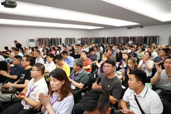 “星光”賦能,激發行業新活力!2023中國面料之星發布會再展芳華與榮耀