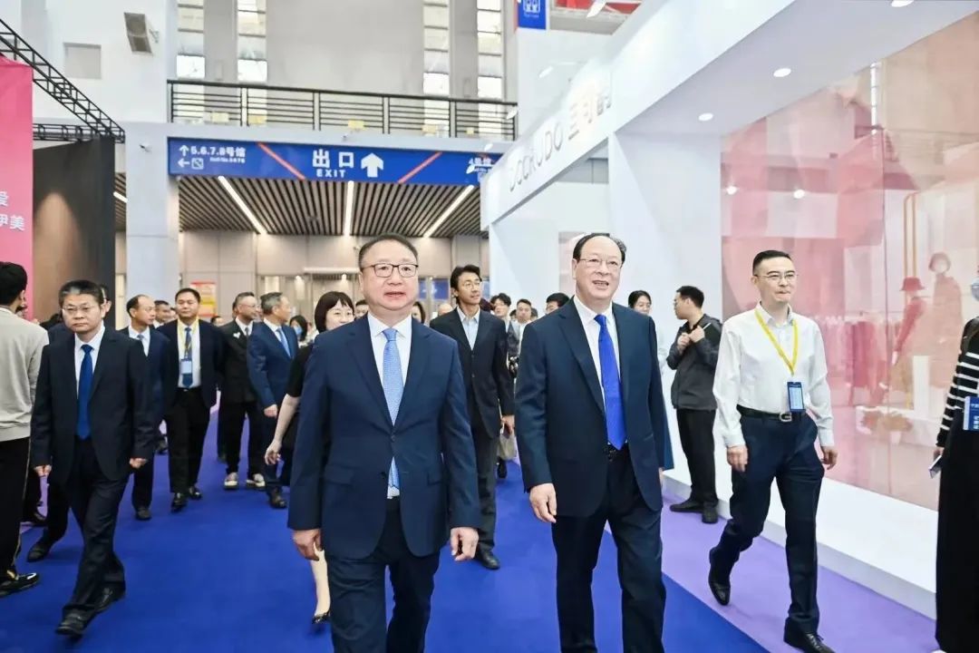“潮涌東方、風尚寧波”--2023寧波時尚節(jié)暨第27屆寧波國際服裝節(jié)盛大啟幕