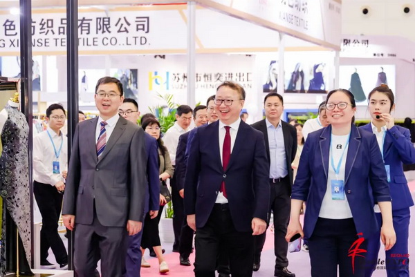 向&ldquo;新&rdquo;而生 逐&ldquo;質(zhì)&rdquo;而行！2024中國紹興柯橋國際紡博會(huì)（春季） 隆重開幕