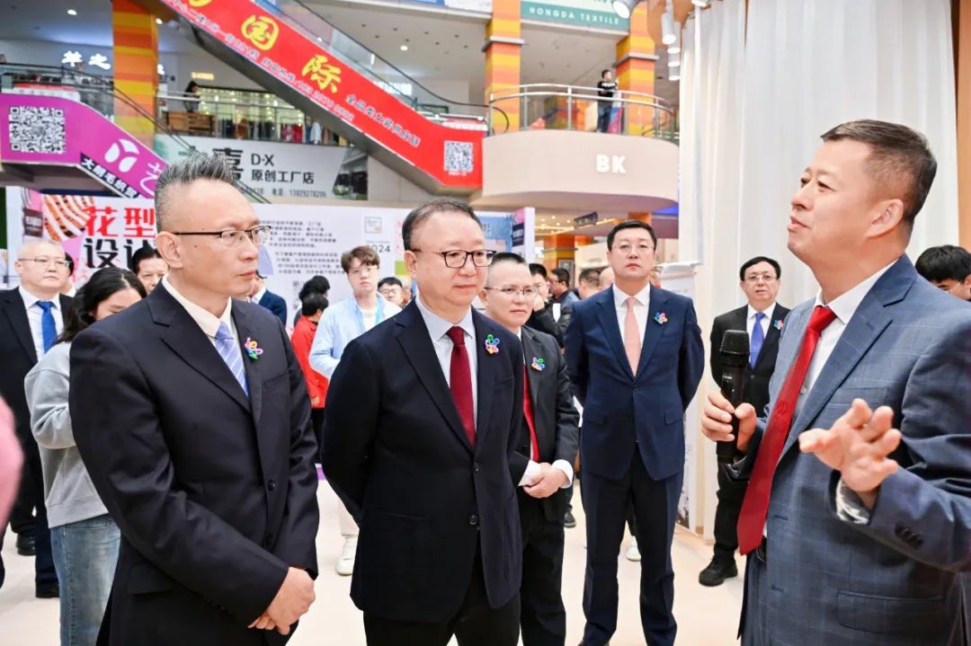 時尚潮 東莞造 | 第二十一屆中國(大朗)毛織產品交易會盛大開幕