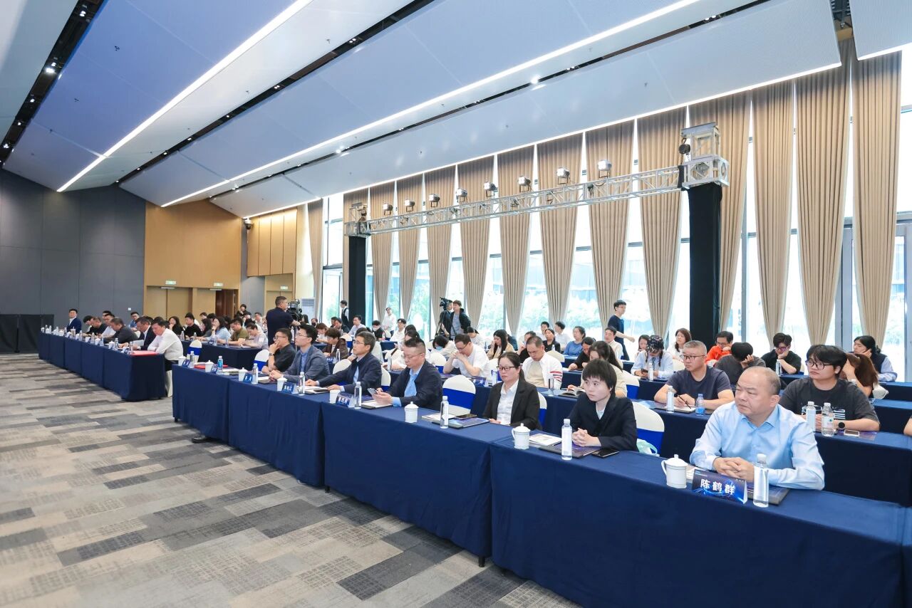 探索產業鏈智慧升級新路徑，2026紡織行業數字化發展大會在柯橋舉辦